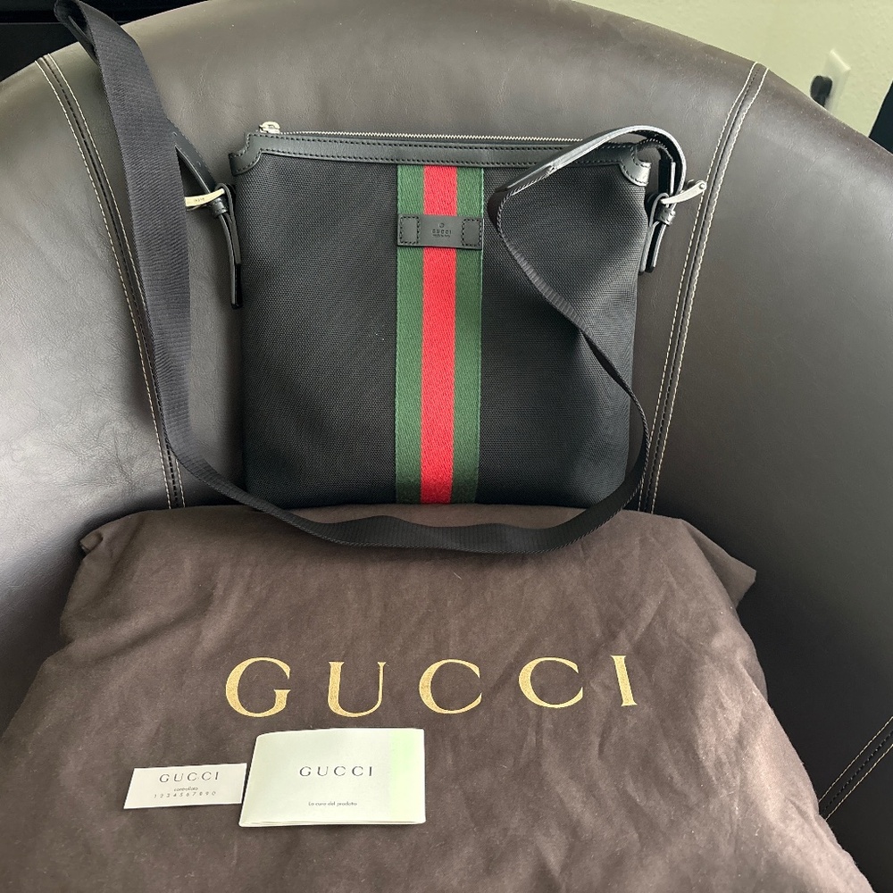 Gucci Messenger bag.